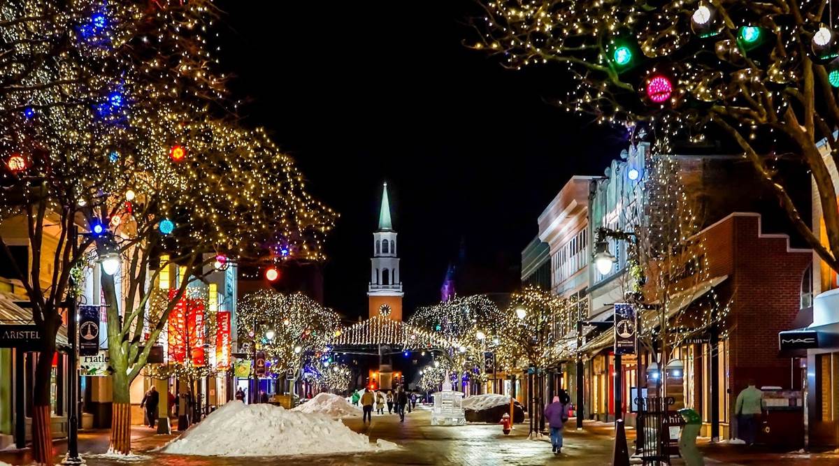 coronavirus, covid-19, christmas, new years, Christmas Eve in Italy, Christmas in bethelem, misnight mass coronavirus, covid-19, christmas, new years, Christmas Eve in Italy, Christmas in bethelem, misnight mass