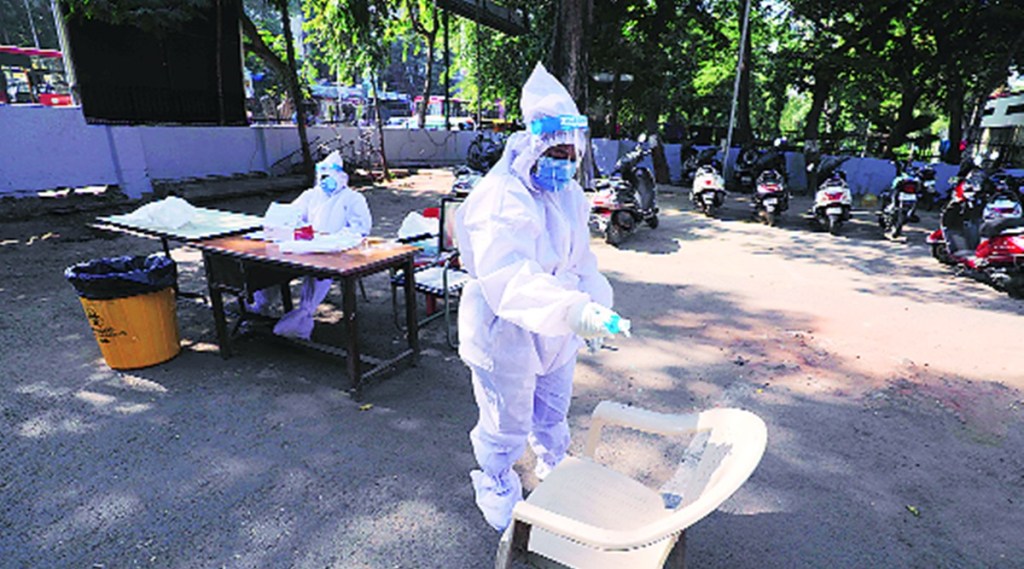 Healthcare workers would like to see the vaccine’s effects on the first batch of participants for 14 days.