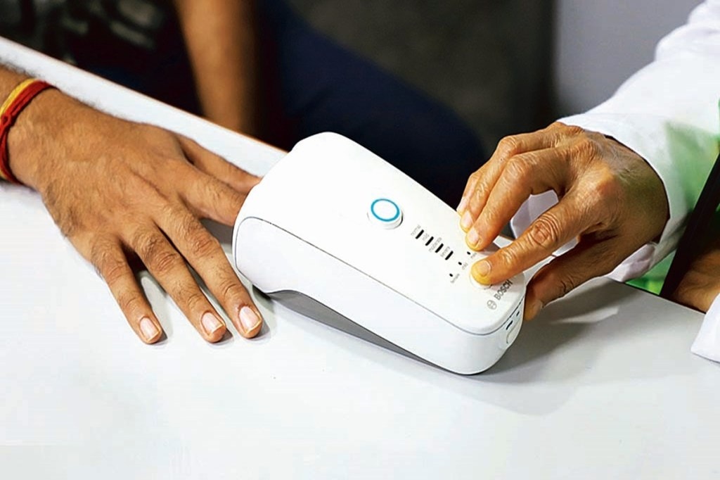 These clinically collected data along with the corresponding ground truth data, are the basis for the machine learning algorithm.