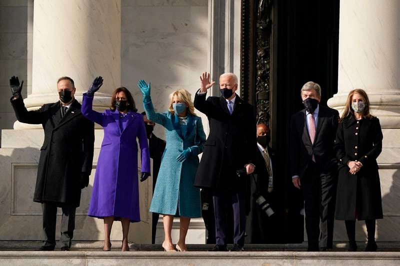 joe biden, kamala harris, jeniifer lopez, lady gaga, donald trump, trump, biden, biden inauguration, us time now, usa, us president, president of america, washington dc time, joe biden oath ceremony, joe biden inauguration, obama, bill clinton