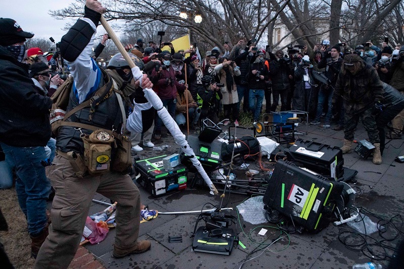US Capitol violence, US Capitol building, US Capitol, capitol hill, usa, america, georgia, us news, us election result, us capitol riot, us capitol clash