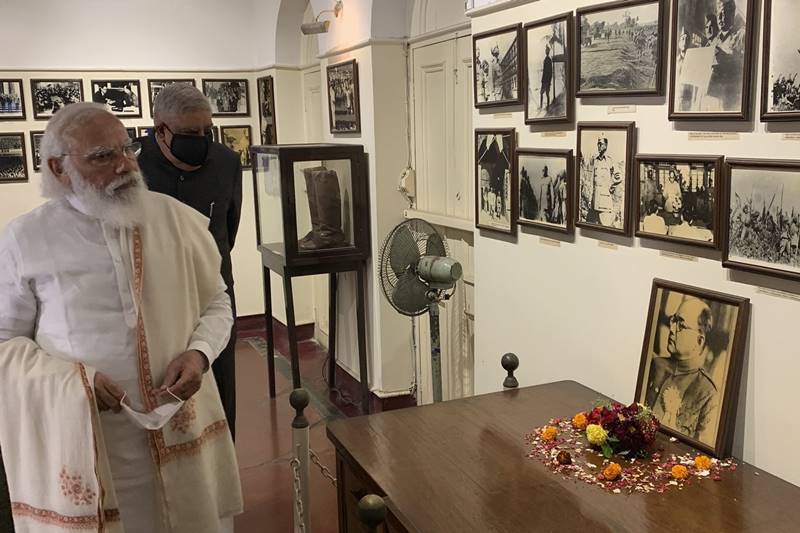 Netaj Subhas Chandra Bose, netaji, Subhas Chandra Bose, victoria memorial, netaji bhawan, mamata banerjee, modi, pm modi, modi in kolkata, netaji birthday, parakram diwas