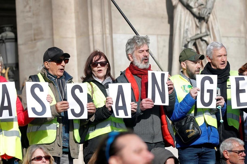 Julian Assange, who is Julian Assange, WikiLeaks, WikiLeaks, Wiki Leaks, extradition, extradition meaning, inoculation meaning, Julian Assange meaning