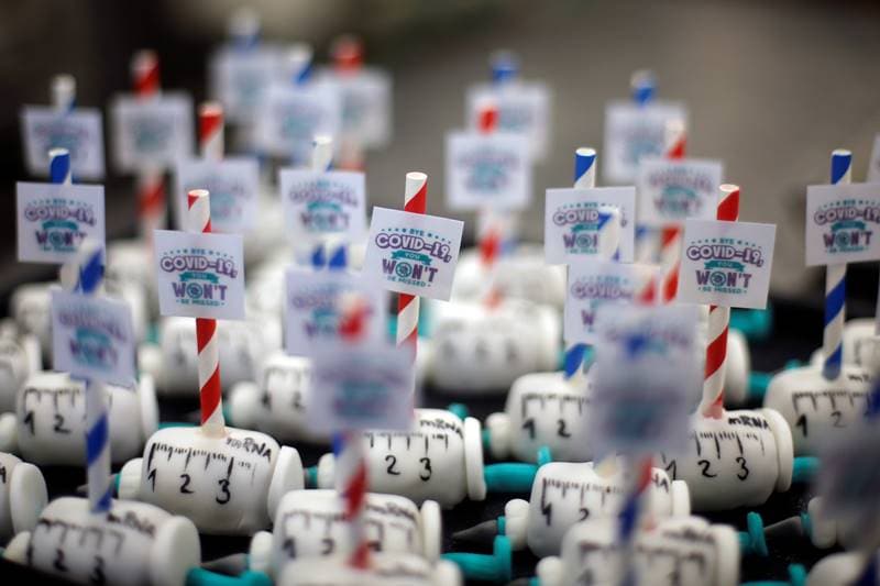 coronavirus vaccine, covid-19 vaccine, coronavirus vaccine update, german bakery, syringe cakes, coronavirus vaccine drive, Covid-19, syringe-shaped cakes