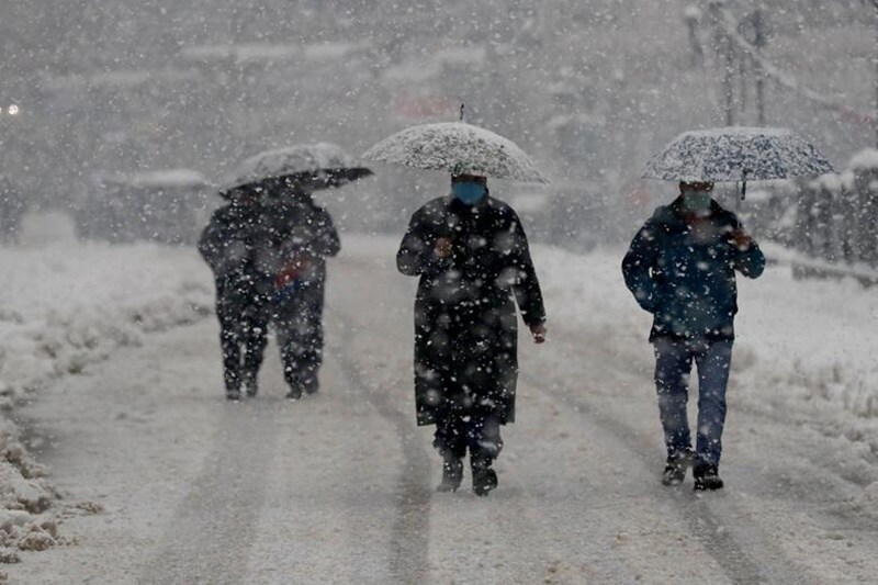 Kashmir temperature, Kashmir weather, Kashmir temperature today, Kashmir tourism, Kashmir snowfall, Kashmir snowfall images, Kashmir snowfall today, Kashmir snowfall pics, Kashmir snowfall places