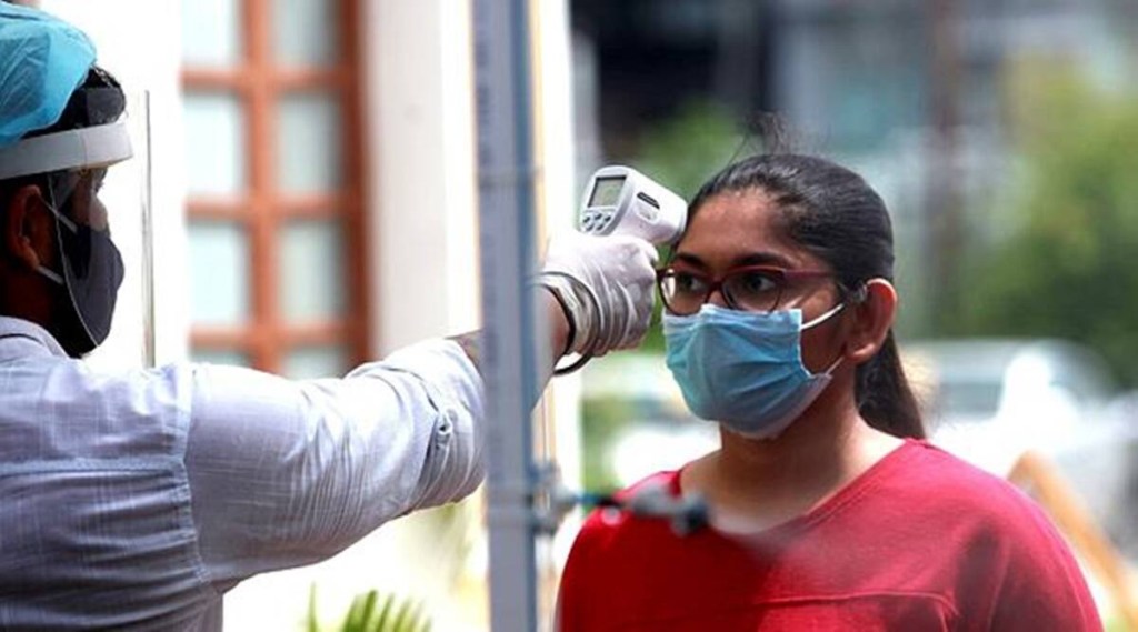 new uk strain among returnees in Delhi