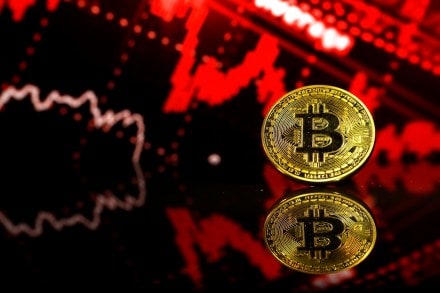 alternative investment, Bitcoin, crypto currency, gold, MicroStrategy, Grayscale, Square, Paypal