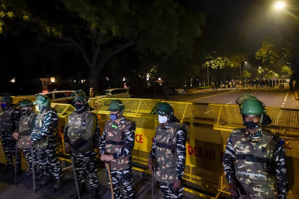 Blast near Israeli Embassy: Delhi Police recovers envelope from ...