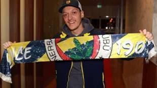 Mesut Ozil transfer news: