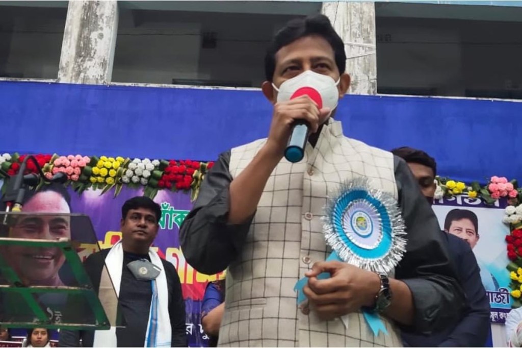 Mamta's minister quits cabinet Mamta's minister quits cabinet