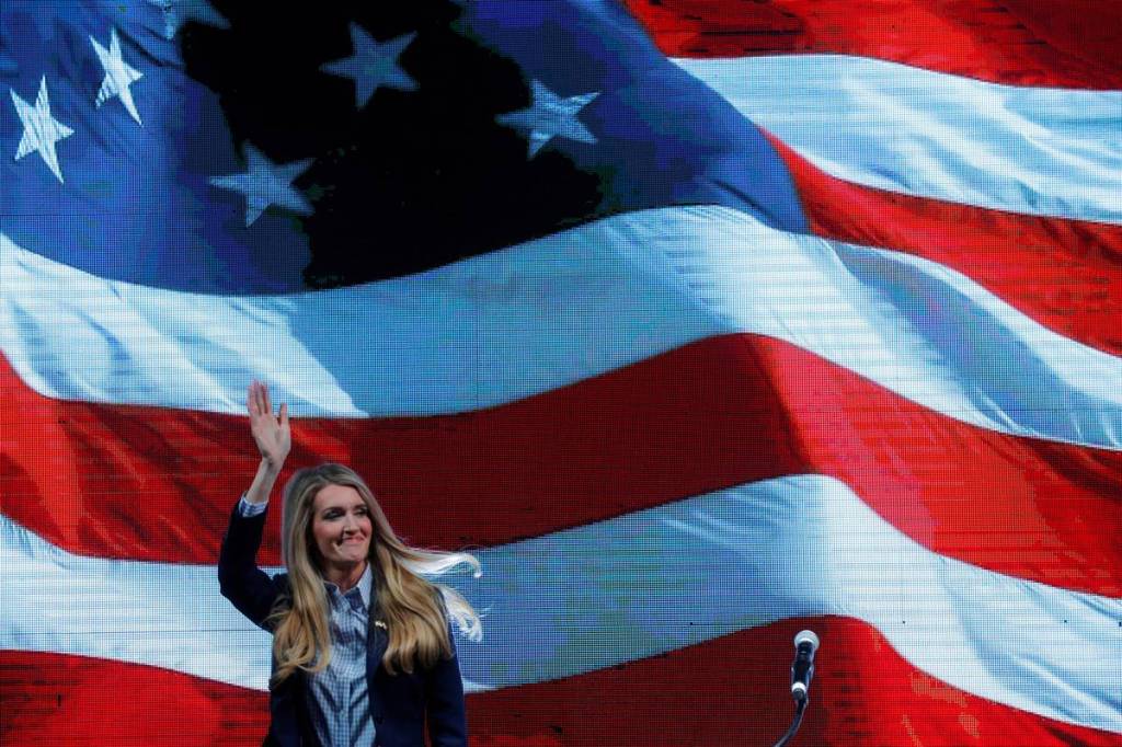 US Senate Democrats on brink of US Senate control, winning one Georgia race and leading in second