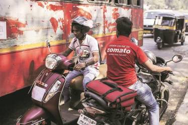zomato, food orders on new years eve, food delivery app, zomato demand hike, food ordered per minute, zomato founder Deepinder Goyal