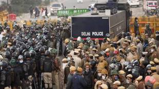 The leaders decided to hold a sit-in during January 24-26 at Azad Maidan and march to the Governor’s House on the concluding day.