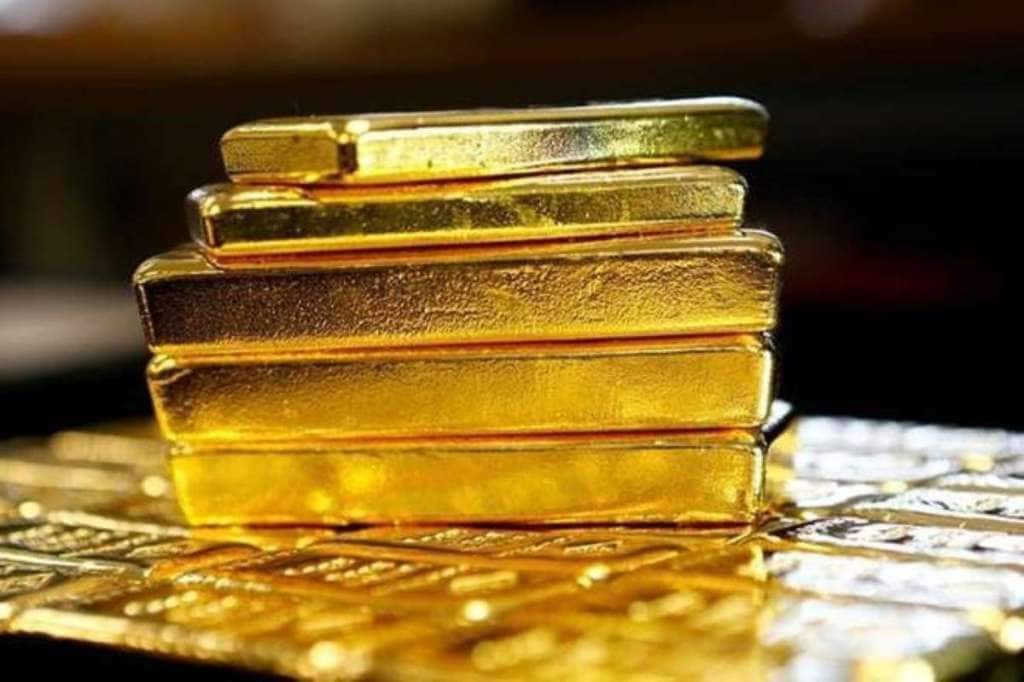 "Setting up of a new regulated gold exchange and the announcement that Securities and Exchange Board of India (Sebi), will be notified as the regulator for gold exchanges will surely help marketability and sale of gold,” Colin said.