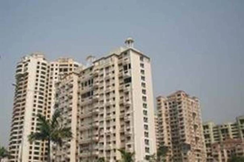  Key risks to our call are a decline in demand for residential properties and higher costs owing to rising material prices.