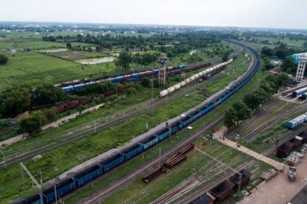 longest train, SheshNaag