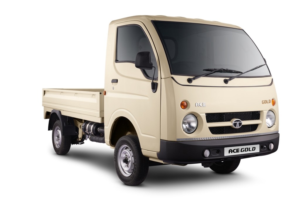 Tata Motors ties up with HDFC, ICICI and many others for financial assistance to CV customers