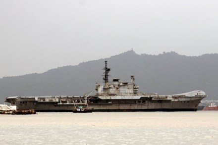Viraat had reached the Alang ship breaking yard from
Mumbai in September.