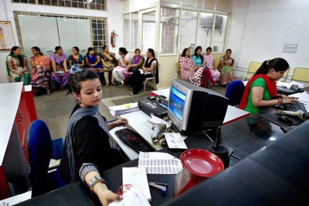 Economic Survey India 2021, Women workforce