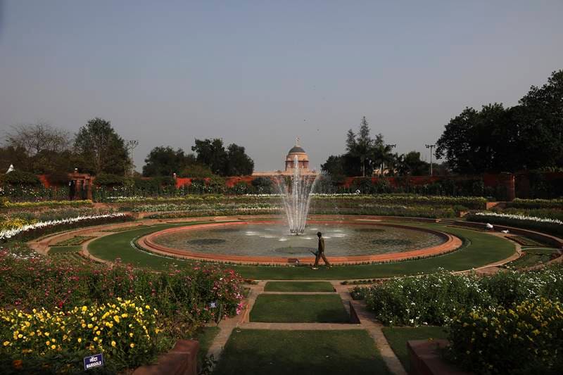 Mughal Gardens, Mughal Garden delhi, Mughal Garden opening date, Mughal Garden 2021, Mughal Garden ticket price, Mughal Gardens timing
