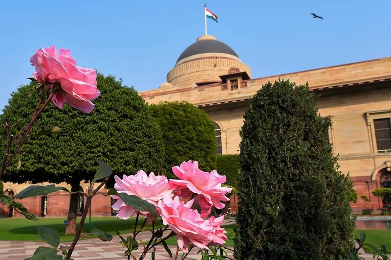 Mughal Gardens, Mughal Garden delhi, Mughal Garden opening date, Mughal Garden 2021, Mughal Garden ticket price, Mughal Gardens timing