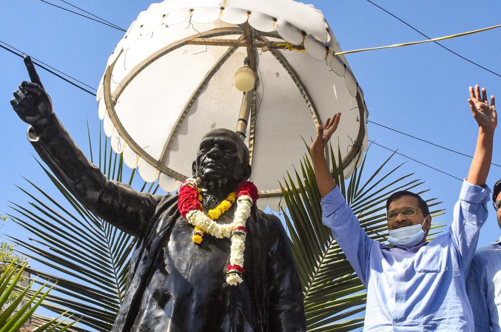 Arvind Kejriwal Surat Aam Aadmi Party Sardar Patel Gujarat local bodies polls