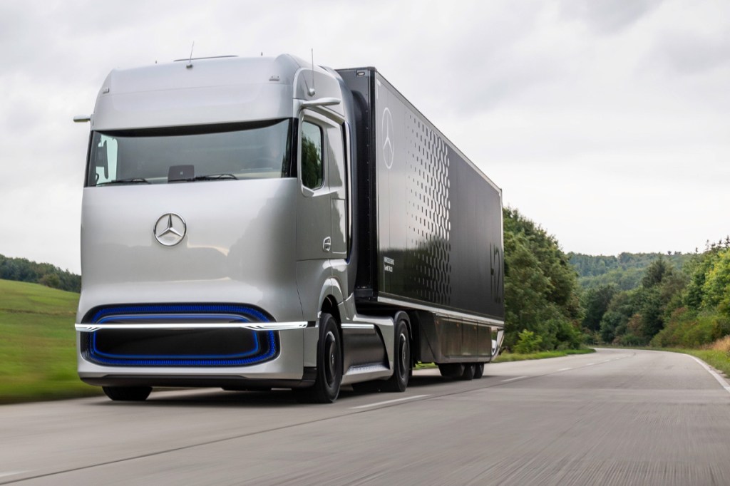 Daimler to spin off truck business: To focus on Mercedes-Benz luxury electric vehicles