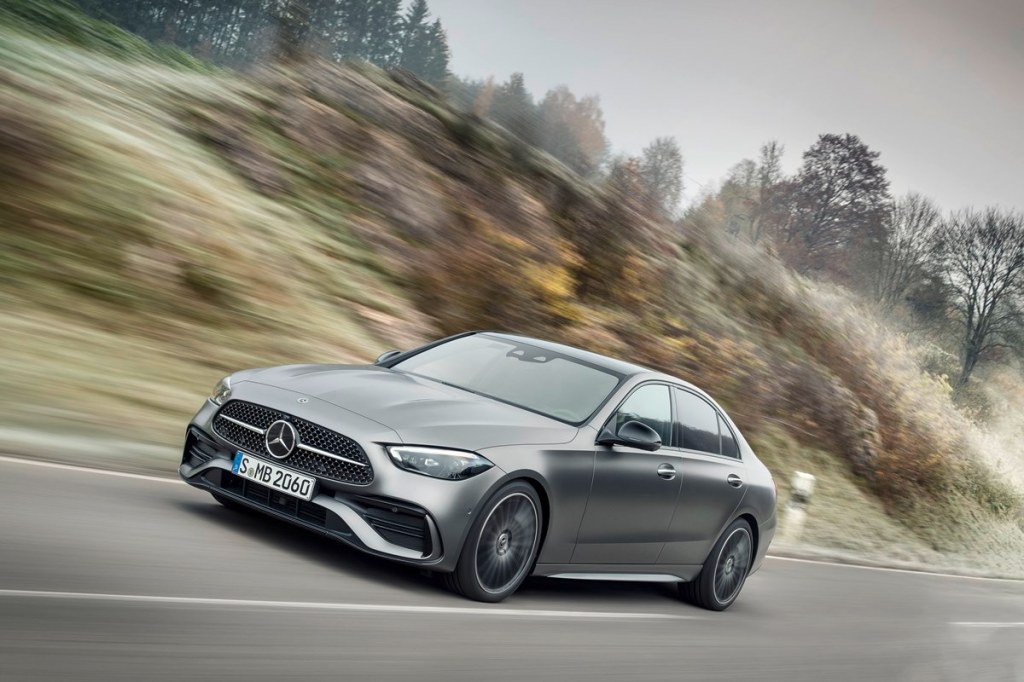 All-new Mercedes-Benz C-Class unveiled: 48V mild hybrid technology standard