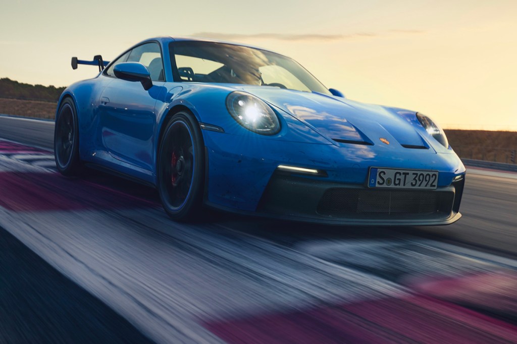 New Porsche 911 GT3 gets massive wing, 510hp, manual transmission