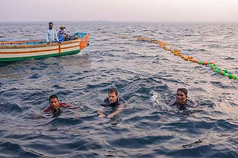 Rahul Gandhi, Rahul Gandhi news, Rahul Gandhi latest, Rahul Gandhi photos, Rahul Gandhi Kerala photos, Kerala, Kerala elections, Kerala news, Congress, BJP, Kollam