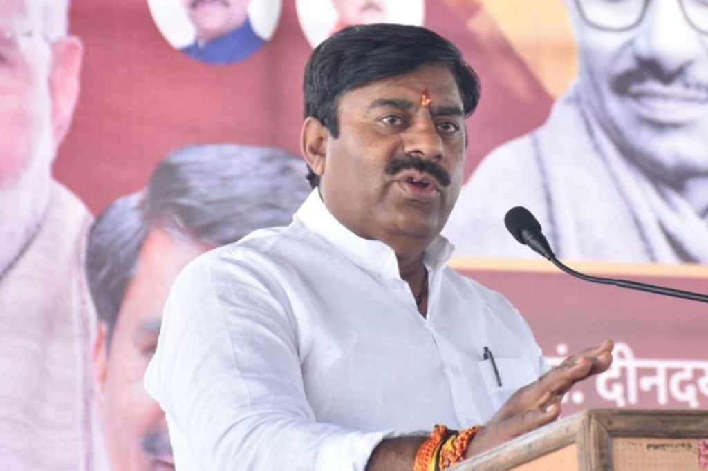 Rameshwar Sharma Digvijaya Singh Hoshangabad Rameshwar Sharma Digvijaya Singh Hoshangabad