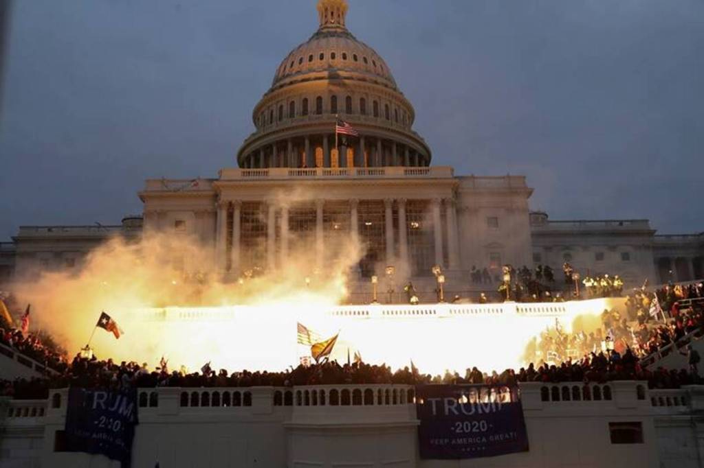 US capitol BigTech vs BigState
