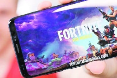 Fortnite creator Epic Games, Apple, EU, European Union Antitrust regulators, Epic Games dispute with Applay play store payment system, epic games own in-app payment system