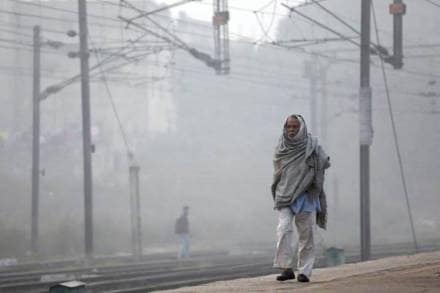 delhi weather, delhi temperature, delhi winters, retreting winters in delhi, north indian rise in minimum temeperature , warmer February in North India, west disturbances, easterly winds , mixed weather in Central India