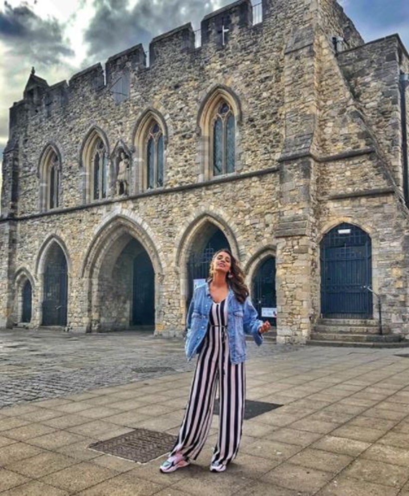 As per information shared by the government, displays constitute a significant portion of the total bill of materials (BoM) in electronic products. (Representative image) As per information shared by the government, displays constitute a significant portion of the total bill of materials (BoM) in electronic products. (Representative image)