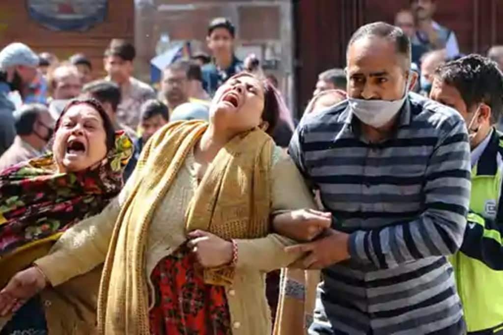 Akash Mehra Jammu and Kashmir eatery dhaba shot dead