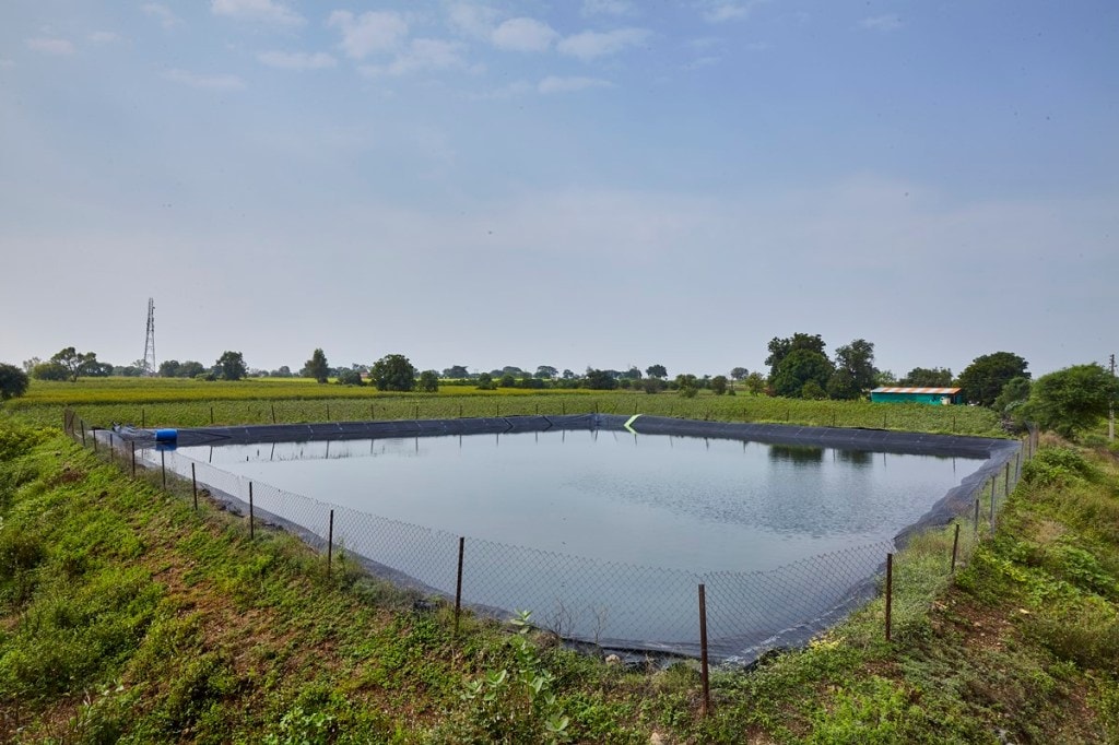 Water conservation, Avana, Jalasanchay, Emmbi industries, agriculture, farmers, Maithili Appalwar, Makrand Appalwar, Maharashtra, farmers distress, artificial water ponds, ponds, farmer suicide, bad monsoon, erratic rainfall, drought, irrigation, specialty polymers, artificial water storage ponds, polymer sheets, Yash Punjabi
