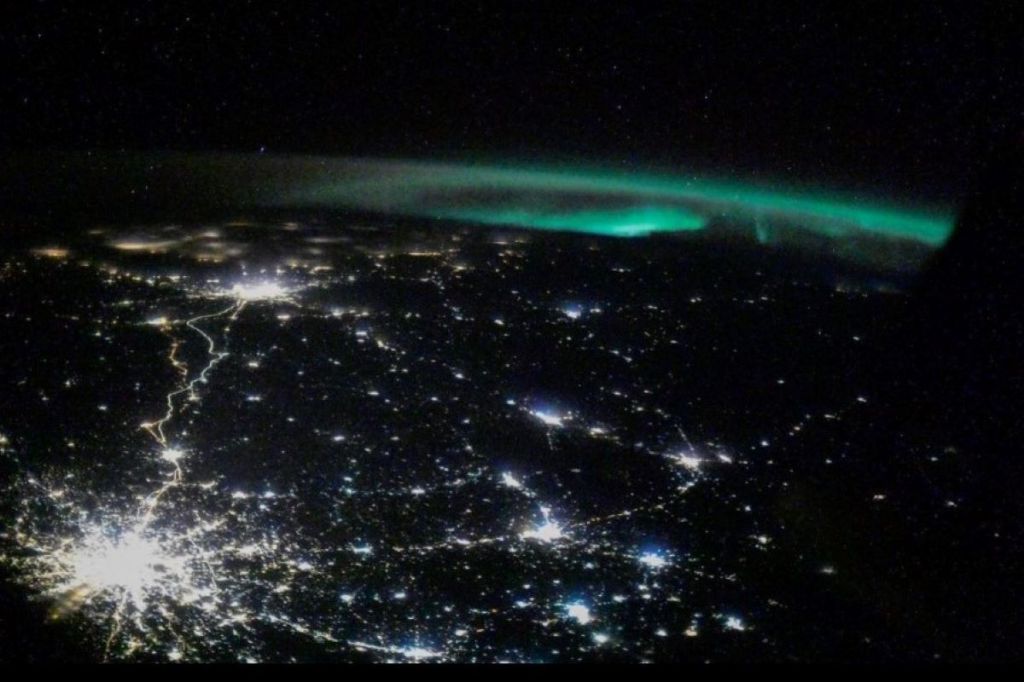 People have since been fawning over the beauty of the image and the way the Earth looks from space. (Image: Instagram/NASA)