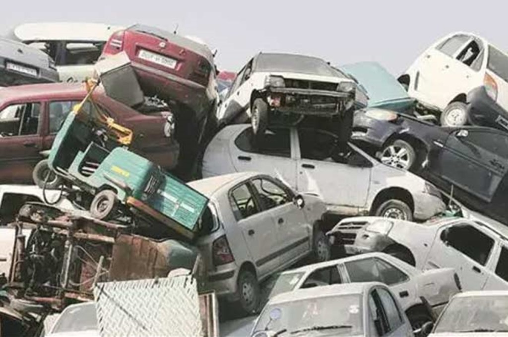 Govt to offer up to Rs 7,500 rebate & other benefits for vehicle scrapping: Nitin Gadkari
