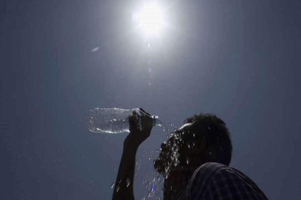 "It is the hottest day in March since March 31, 1945, when the national capital recorded a maximum of 40.5 degrees Celsius," he said.