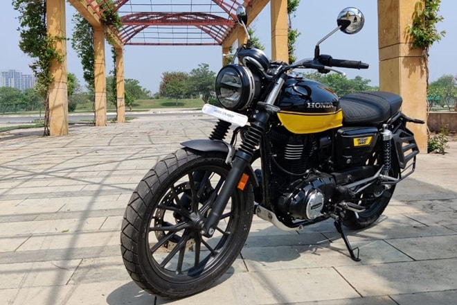 Honda CB350RS: You pay extra for the style, for the looks