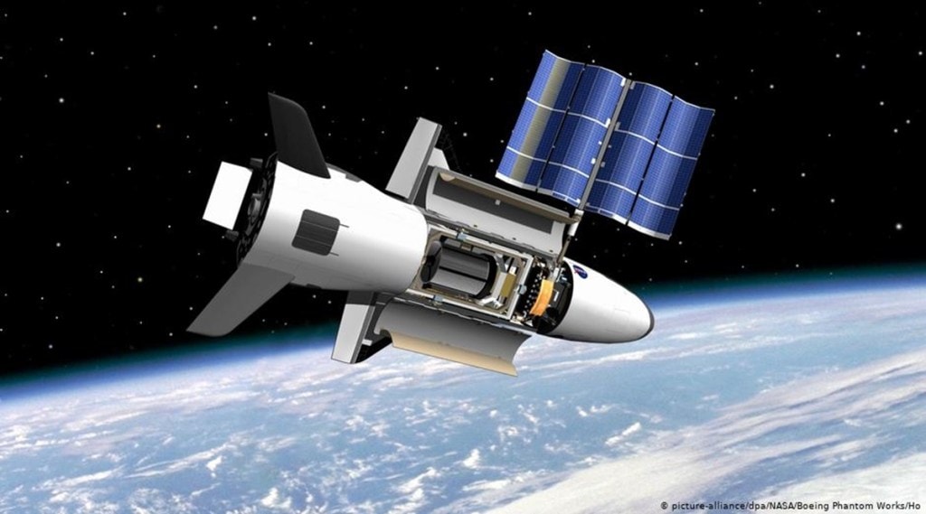 Android users, just like iOS users, would not yet be allowed to host the conversations on Spaces. (Representational image)