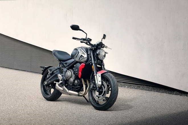 On-road price, cost of accessories of Triumph Trident detailed