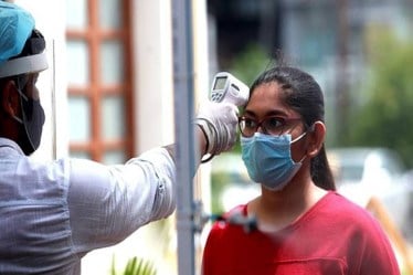 If the test is positive, the passenger will have to shift to home isolation or hospital, according to the treatment protocol and this order comes into force from April nine. (Representative image)