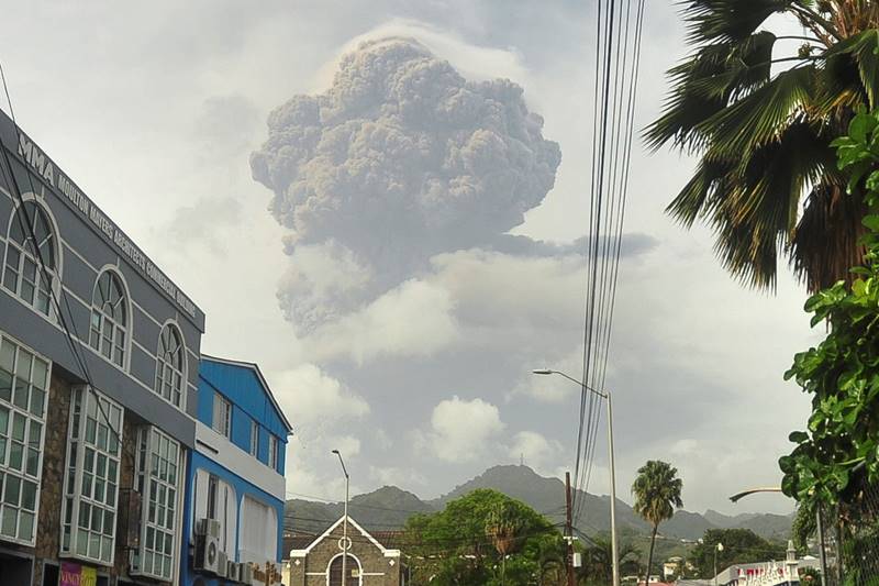 St vincent volcano, Carribean island volcano, st vincent volcano, Carribean island volcanic smoke, volcano, La Soufriere volcano, St. Vincent, Caribbean island