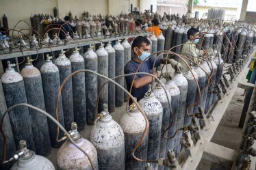 These 500 PSA plants will be established with the transfer of the indigenous technology developed by DRDO and CSIR to the domestic manufacturers.