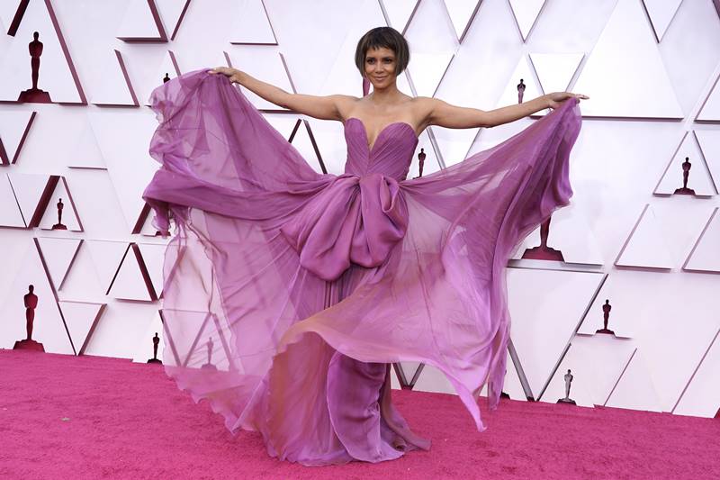 oscars 2021, nomadland, oscars 2021 winners, oscar 2021, oscars, oscar, oscars 2021 live, oscars live, oscars 2021 date, oscars winners, oscars 2021 nominations, oscars 2021 india, oscars 2021 hotstar