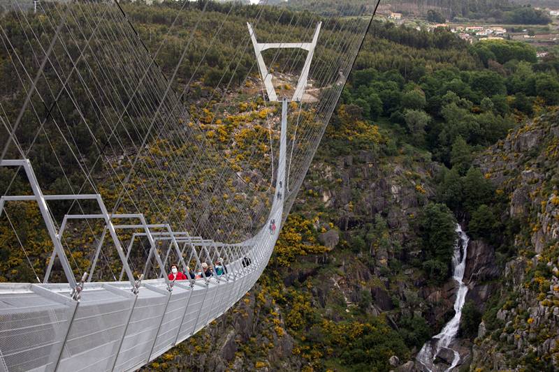 portugal, longest pedestrian suspension bridge, pedestrian suspension bridge, world's longest pedestrian suspension bridge, Arouca 516, portugal tourism, UNESCO, Arouca Geopark, suspension bridge
