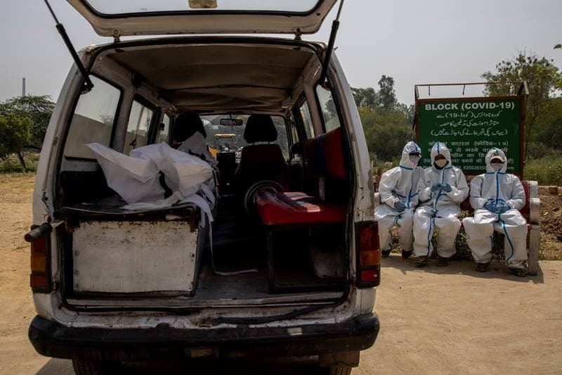coronavirus india, coronavirus in india live, covid-19 cases in india, coronavirus daily cases in india, coronavirus daily deaths in india, coronavirus lockdown in india, coronavirus cases in delhi, covid-19 cases in maharashtra, coronavirus deaths in kerala, coronavirus cases in karnataka, cowin vaccine registration, cowin covid-19 vaccination, coronavirus lockdown 2021, coronavirus lockdown in india