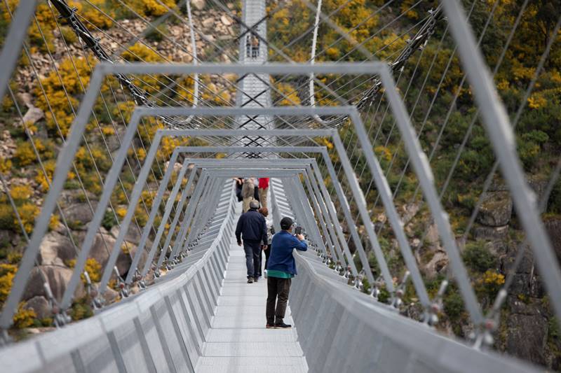 portugal, longest pedestrian suspension bridge, pedestrian suspension bridge, world's longest pedestrian suspension bridge, Arouca 516, portugal tourism, UNESCO, Arouca Geopark, suspension bridge